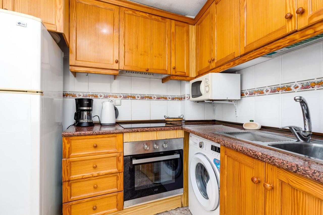 Apartament Caballero De Rodas Torrevieja Exterior foto
