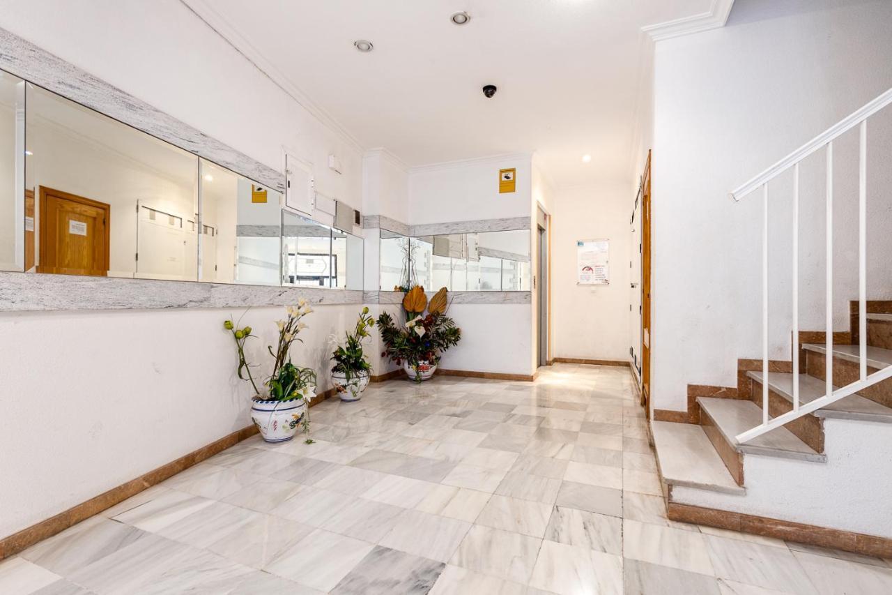 Apartament Caballero De Rodas Torrevieja Exterior foto